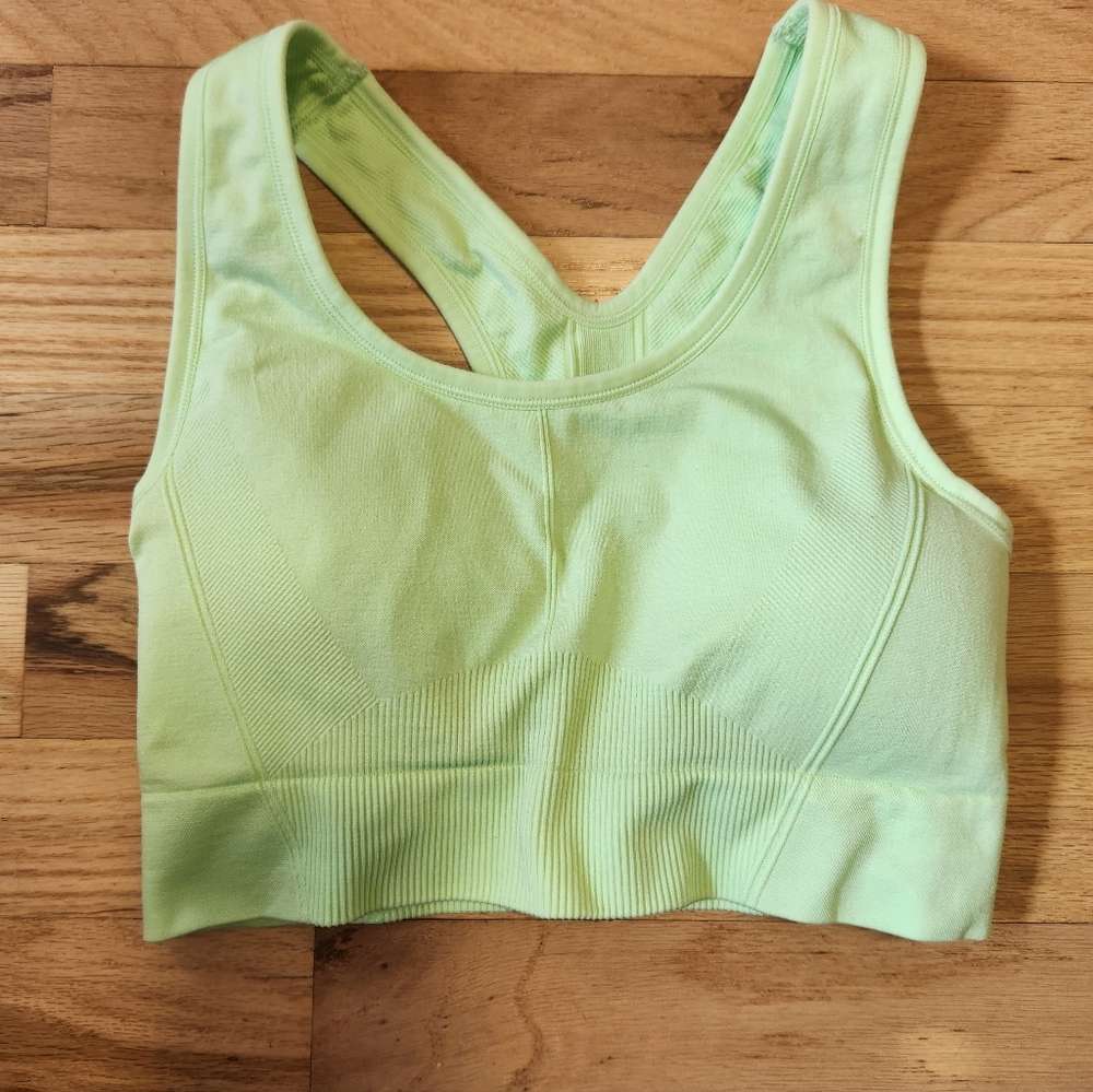 All in Motion Seamless Medium Support Racerback Sports Bra Green Medium